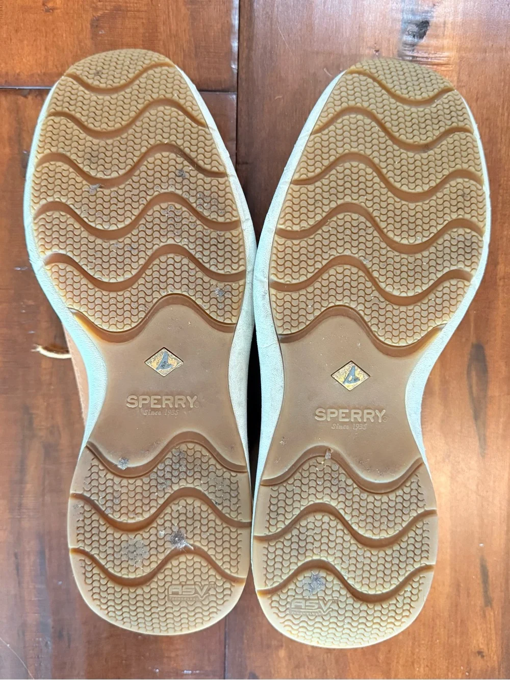 Sperry Men’s Tan Leather 2-Eye Boat Shoes